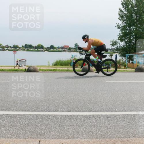 15.06.2025 - 27. Vierlanden-Triathlon H.Heesch http://msf.ph/oto/8026630 15.06.2025 11:18:54 Radfahren 745, 754, 832, 863 meine-sportfotos.de