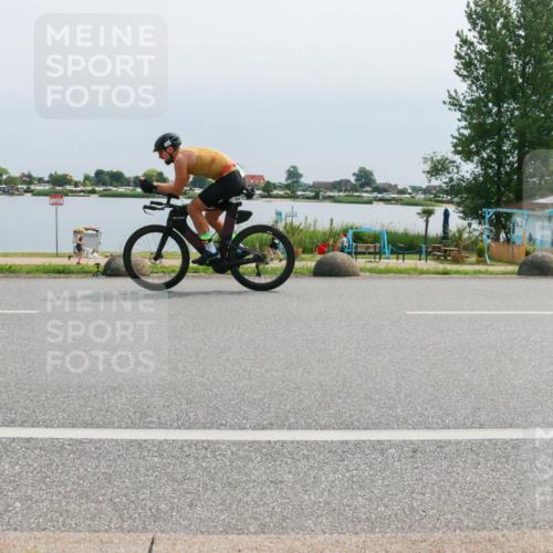 15.06.2025 - 27. Vierlanden-Triathlon H.Heesch http://msf.ph/oto/8026638 15.06.2025 11:18:54 Radfahren 745, 754, 832, 863 meine-sportfotos.de