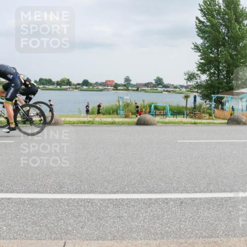 21.06.2025 - 27. Vierlanden-Triathlon H.Heesch http://msf.ph/oto/8026643 15.06.2025 12:14:20 Radfahren 741, 942, 1029, 1030, 1031, 1032, 1033 meine-sportfotos.de