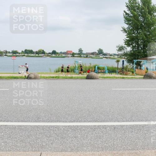 21.06.2025 - 27. Vierlanden-Triathlon H.Heesch http://msf.ph/oto/8026650 15.06.2025 12:14:20 Radfahren 741, 942, 1029, 1030, 1031, 1032, 1033 meine-sportfotos.de