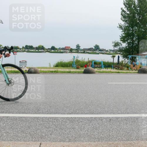 15.06.2025 - 27. Vierlanden-Triathlon H.Heesch http://msf.ph/oto/8026819 15.06.2025 11:19:40 Radfahren 205, 835 meine-sportfotos.de
