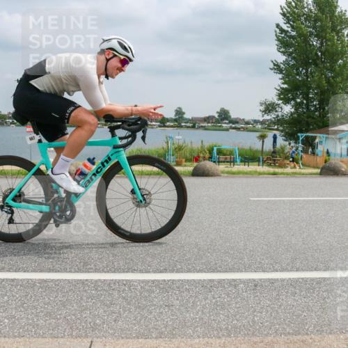 21.06.2025 - 27. Vierlanden-Triathlon H.Heesch http://msf.ph/oto/8026929 15.06.2025 12:17:00 Radfahren 667, 691, 817 meine-sportfotos.de