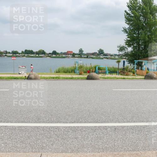 21.06.2025 - 27. Vierlanden-Triathlon H.Heesch http://msf.ph/oto/8026976 15.06.2025 12:17:10 Radfahren 641, 923, 955 meine-sportfotos.de