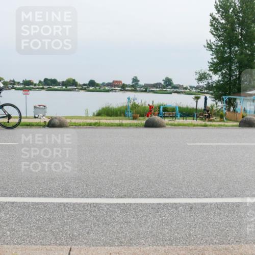 15.06.2025 - 27. Vierlanden-Triathlon H.Heesch http://msf.ph/oto/8027044 15.06.2025 11:20:08 Radfahren 3, 115, 232, 789, 811, 852, 968 meine-sportfotos.de