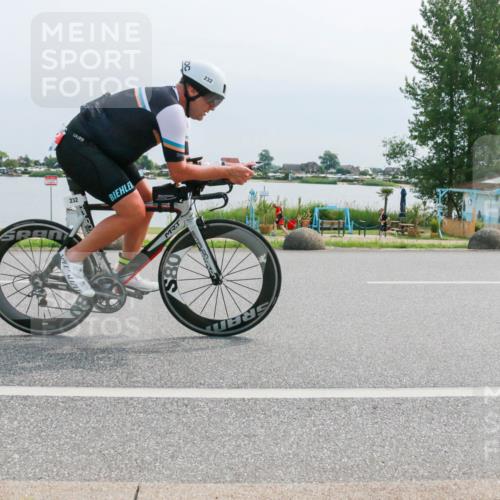 15.06.2025 - 27. Vierlanden-Triathlon H.Heesch http://msf.ph/oto/8027069 15.06.2025 11:20:08 Radfahren 3, 115, 232, 789, 811, 852, 968 meine-sportfotos.de