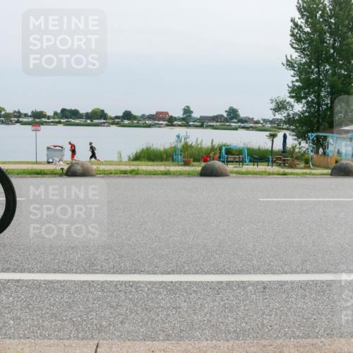 15.06.2025 - 27. Vierlanden-Triathlon H.Heesch http://msf.ph/oto/8027103 15.06.2025 11:20:11 Radfahren 3, 115, 232, 789, 852, 968 meine-sportfotos.de
