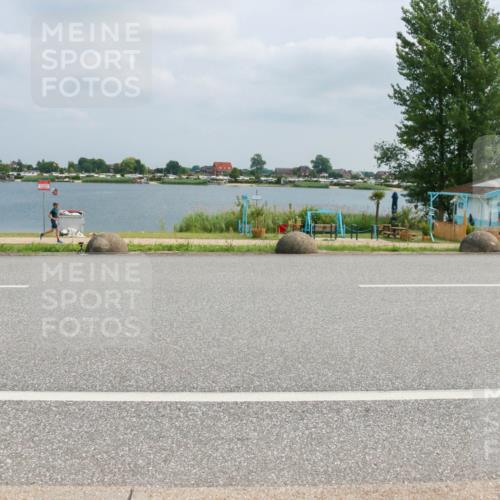 21.06.2025 - 27. Vierlanden-Triathlon H.Heesch http://msf.ph/oto/8027293 15.06.2025 12:19:38 Radfahren 637, 646, 647, 844, 855, 953 meine-sportfotos.de