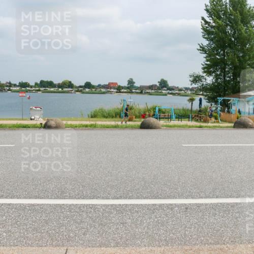 21.06.2025 - 27. Vierlanden-Triathlon H.Heesch http://msf.ph/oto/8027399 15.06.2025 12:19:40 Radfahren 637, 646, 647, 844, 855, 953 meine-sportfotos.de