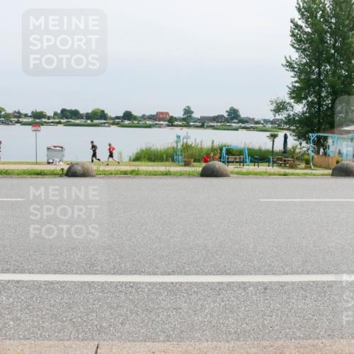 15.06.2025 - 27. Vierlanden-Triathlon H.Heesch http://msf.ph/oto/8027418 15.06.2025 11:21:33 Radfahren 209 meine-sportfotos.de