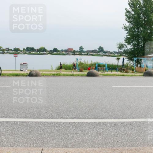 15.06.2025 - 27. Vierlanden-Triathlon H.Heesch http://msf.ph/oto/8027439 15.06.2025 11:21:45 Radfahren 671, 719 meine-sportfotos.de
