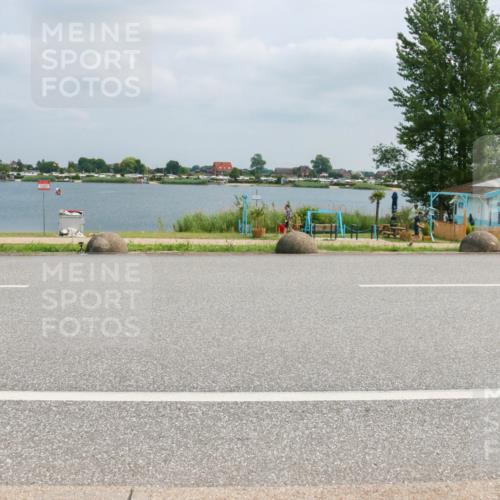 21.06.2025 - 27. Vierlanden-Triathlon H.Heesch http://msf.ph/oto/8027525 15.06.2025 12:19:43 Radfahren 647, 844, 855, 953 meine-sportfotos.de