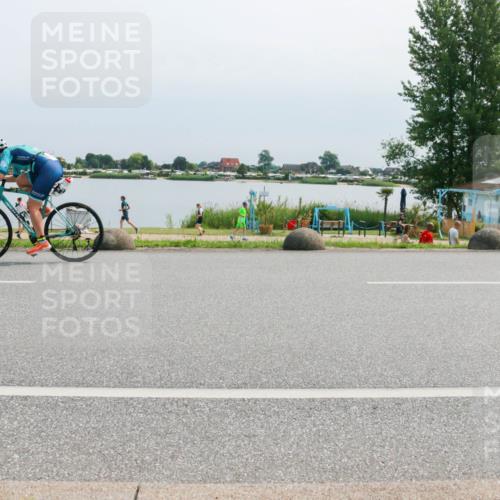 15.06.2025 - 27. Vierlanden-Triathlon H.Heesch http://msf.ph/oto/8027691 15.06.2025 11:22:15 Radfahren 207 meine-sportfotos.de