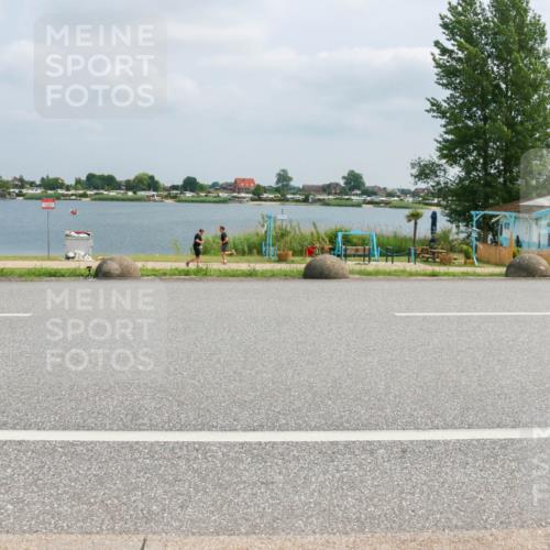 21.06.2025 - 27. Vierlanden-Triathlon H.Heesch http://msf.ph/oto/8027827 15.06.2025 12:20:00 Radfahren 782 meine-sportfotos.de