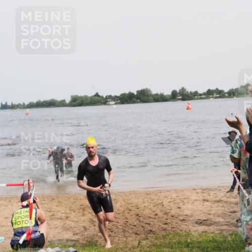 21.06.2025 - 27. Vierlanden-Triathlon MichiJ http://msf.ph/oto/8027840 15.06.2026 10:58:18 Schwimmen 710, 762, 769 meine-sportfotos.de