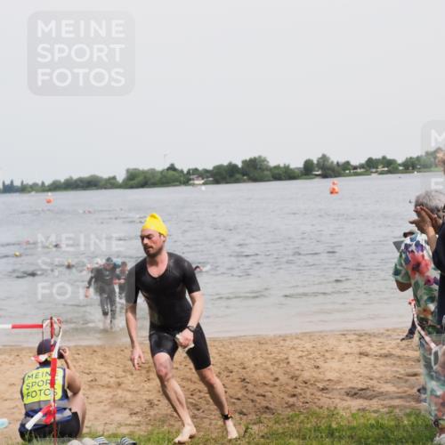 21.06.2025 - 27. Vierlanden-Triathlon MichiJ http://msf.ph/oto/8027875 15.06.2026 10:58:18 Schwimmen 710, 762, 769 meine-sportfotos.de