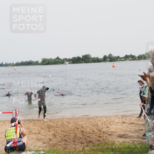21.06.2025 - 27. Vierlanden-Triathlon MichiJ http://msf.ph/oto/8027906 15.06.2026 10:58:19 Schwimmen 710, 741, 769 meine-sportfotos.de