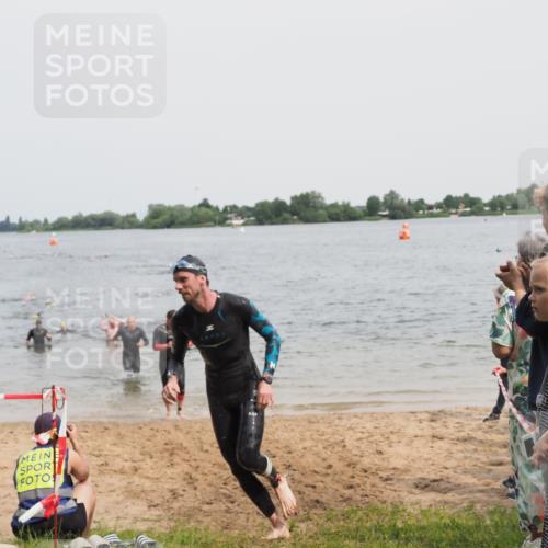 21.06.2025 - 27. Vierlanden-Triathlon MichiJ http://msf.ph/oto/8027933 15.06.2026 10:58:23 Schwimmen 643, 710, 741, 769 meine-sportfotos.de