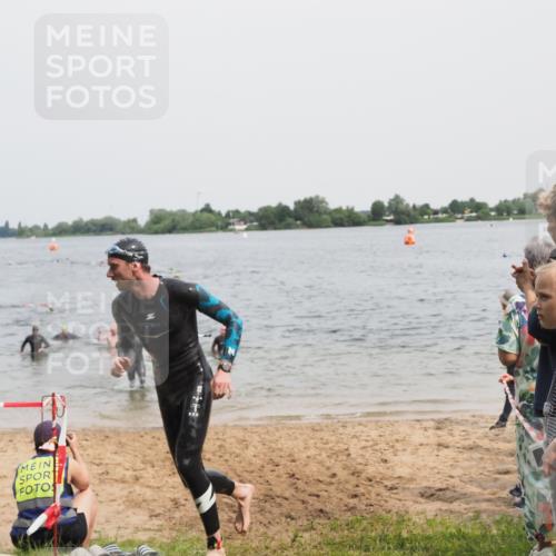 21.06.2025 - 27. Vierlanden-Triathlon MichiJ http://msf.ph/oto/8027940 15.06.2026 10:58:23 Schwimmen 643, 710, 741, 769 meine-sportfotos.de