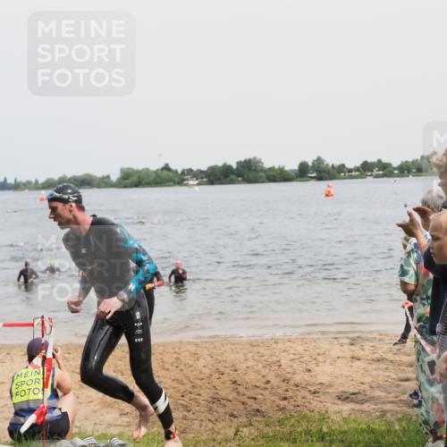 21.06.2025 - 27. Vierlanden-Triathlon MichiJ http://msf.ph/oto/8027947 15.06.2026 10:58:23 Schwimmen 643, 710, 741, 769 meine-sportfotos.de