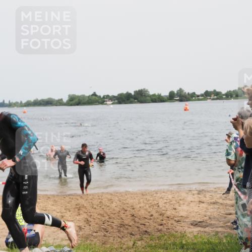 21.06.2025 - 27. Vierlanden-Triathlon MichiJ http://msf.ph/oto/8027960 15.06.2026 10:58:23 Schwimmen 643, 710, 741, 769 meine-sportfotos.de