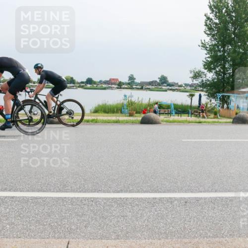 15.06.2025 - 27. Vierlanden-Triathlon H.Heesch http://msf.ph/oto/8028038 15.06.2025 11:22:41 Radfahren 785, 791, 951, 960 meine-sportfotos.de