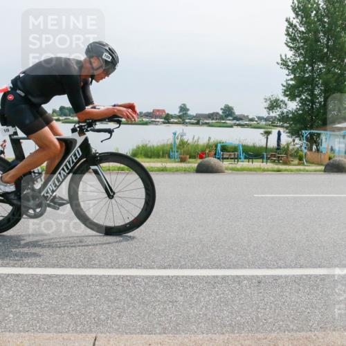 15.06.2025 - 27. Vierlanden-Triathlon H.Heesch http://msf.ph/oto/8028175 15.06.2025 11:22:58 Radfahren 109, 770, 776, 946 meine-sportfotos.de