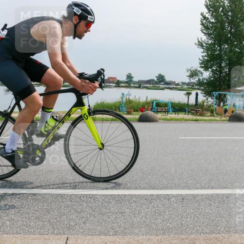 15.06.2025 - 27. Vierlanden-Triathlon H.Heesch http://msf.ph/oto/8028276 15.06.2025 11:23:20 Radfahren 180, 183, 753 meine-sportfotos.de