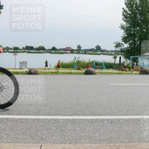 15.06.2025 - 27. Vierlanden-Triathlon H.Heesch http://msf.ph/oto/8028376 15.06.2025 11:23:39 Radfahren 187 meine-sportfotos.de