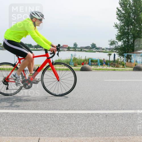 15.06.2025 - 27. Vierlanden-Triathlon H.Heesch http://msf.ph/oto/8028519 15.06.2025 11:24:31 Radfahren 161, 213 meine-sportfotos.de