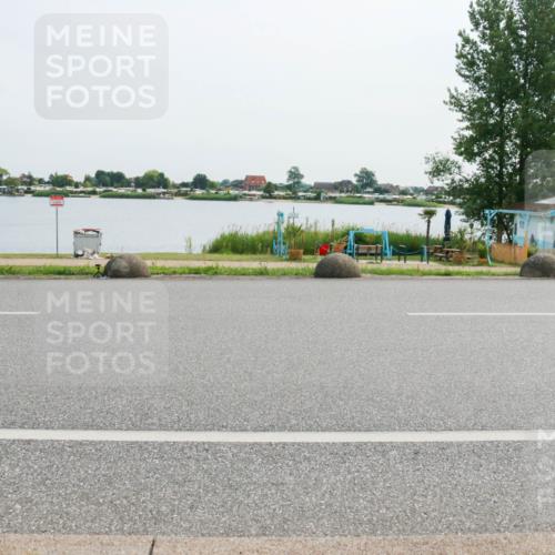 15.06.2025 - 27. Vierlanden-Triathlon H.Heesch http://msf.ph/oto/8028591 15.06.2025 10:28:56 Radfahren 200, 313 meine-sportfotos.de