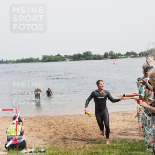 21.06.2025 - 27. Vierlanden-Triathlon MichiJ http://msf.ph/oto/8028598 15.06.2026 10:58:47 Schwimmen 667, 684, 743, 747, 760 meine-sportfotos.de