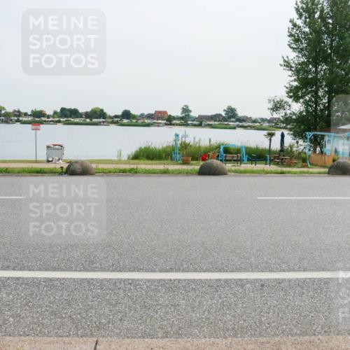 15.06.2025 - 27. Vierlanden-Triathlon H.Heesch http://msf.ph/oto/8028644 15.06.2025 10:28:57 Radfahren 200, 313 meine-sportfotos.de