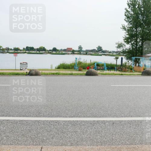 15.06.2025 - 27. Vierlanden-Triathlon H.Heesch http://msf.ph/oto/8028648 15.06.2025 10:28:57 Radfahren 200, 313 meine-sportfotos.de