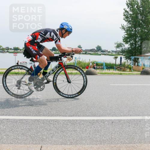 15.06.2025 - 27. Vierlanden-Triathlon H.Heesch http://msf.ph/oto/8028824 15.06.2025 11:25:32 Radfahren 143, 169, 233, 792, 888 meine-sportfotos.de