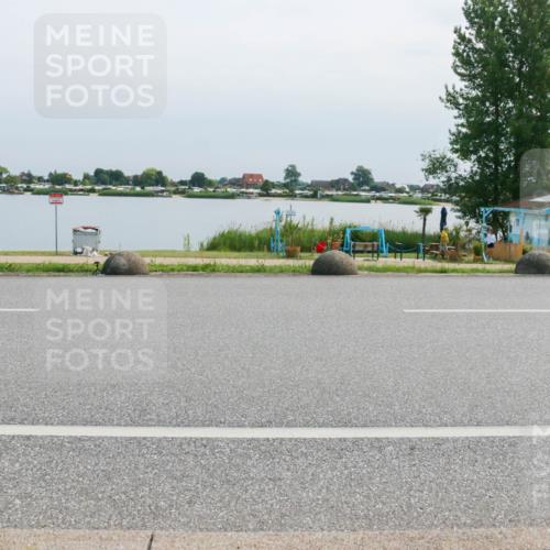 15.06.2025 - 27. Vierlanden-Triathlon H.Heesch http://msf.ph/oto/8028872 15.06.2025 11:25:48 Radfahren 655 meine-sportfotos.de