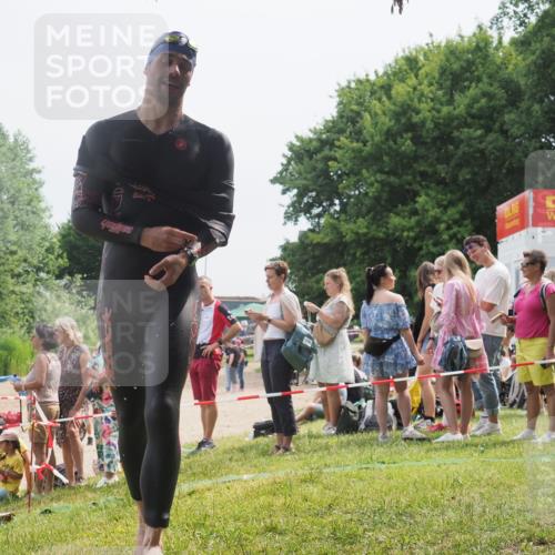 15.06.2025 - 27. Vierlanden-Triathlon KatJ http://msf.ph/oto/8029028 15.06.2025 11:04:13 Schwimmen 663, 729, 754, 763 meine-sportfotos.de