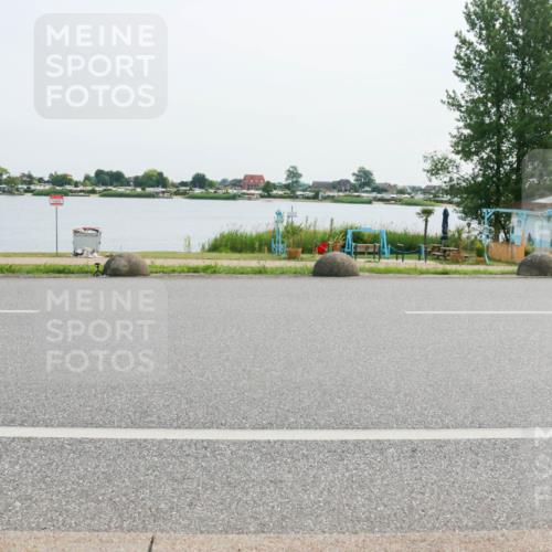 15.06.2025 - 27. Vierlanden-Triathlon H.Heesch http://msf.ph/oto/8029048 15.06.2025 10:29:25 Radfahren 16, 64, 629 meine-sportfotos.de