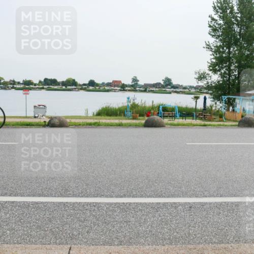 15.06.2025 - 27. Vierlanden-Triathlon H.Heesch http://msf.ph/oto/8029378 15.06.2025 10:30:38 Radfahren 5, 619 meine-sportfotos.de