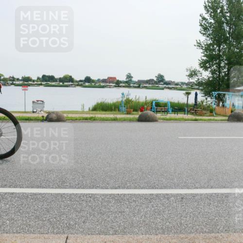 15.06.2025 - 27. Vierlanden-Triathlon H.Heesch http://msf.ph/oto/8029391 15.06.2025 10:30:39 Radfahren 5, 619 meine-sportfotos.de