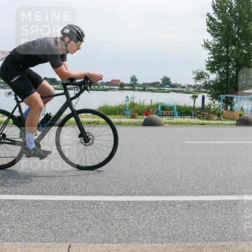15.06.2025 - 27. Vierlanden-Triathlon H.Heesch http://msf.ph/oto/8029436 15.06.2025 11:27:40 Radfahren 47, 84, 650 meine-sportfotos.de