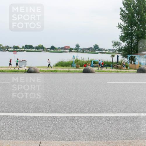 15.06.2025 - 27. Vierlanden-Triathlon H.Heesch http://msf.ph/oto/8029524 15.06.2025 11:28:28 Radfahren 753 meine-sportfotos.de