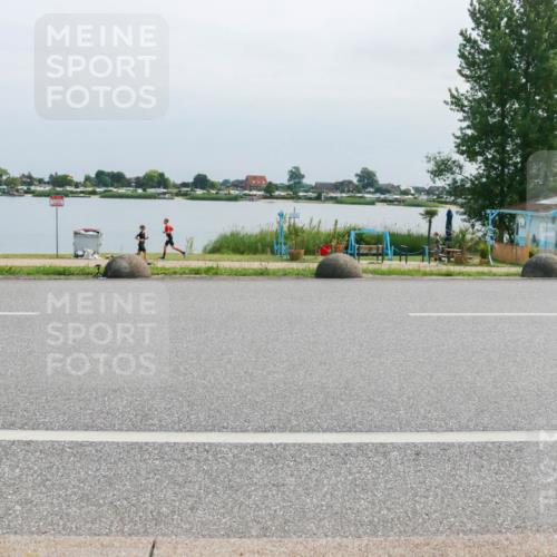 15.06.2025 - 27. Vierlanden-Triathlon H.Heesch http://msf.ph/oto/8029707 15.06.2025 11:29:16 Radfahren 638, 815, 901 meine-sportfotos.de