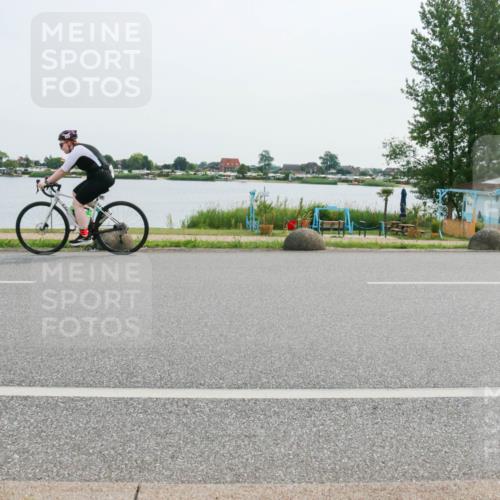 15.06.2025 - 27. Vierlanden-Triathlon H.Heesch http://msf.ph/oto/8029776 15.06.2025 10:31:14 Radfahren 255, 267, 297, 310, 578 meine-sportfotos.de