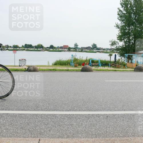 15.06.2025 - 27. Vierlanden-Triathlon H.Heesch http://msf.ph/oto/8029810 15.06.2025 10:31:20 Radfahren 178, 255, 267, 335, 578 meine-sportfotos.de