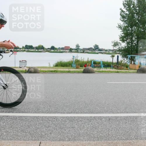 15.06.2025 - 27. Vierlanden-Triathlon H.Heesch http://msf.ph/oto/8029862 15.06.2025 10:31:51 Radfahren 88, 280 meine-sportfotos.de
