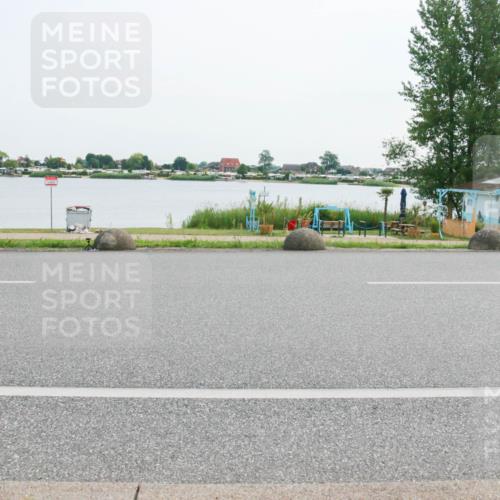 15.06.2025 - 27. Vierlanden-Triathlon H.Heesch http://msf.ph/oto/8029882 15.06.2025 10:31:56 Radfahren 159, 280 meine-sportfotos.de