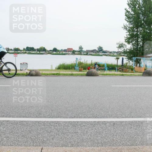 15.06.2025 - 27. Vierlanden-Triathlon H.Heesch http://msf.ph/oto/8029943 15.06.2025 10:32:13 Radfahren 478, 500 meine-sportfotos.de