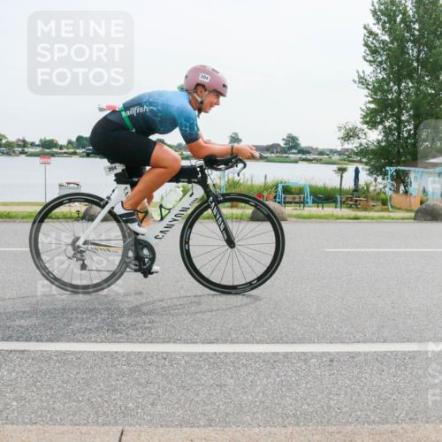 15.06.2025 - 27. Vierlanden-Triathlon H.Heesch http://msf.ph/oto/8030306 15.06.2025 10:32:44 Radfahren 12, 204, 209, 219, 261, 318, 327 meine-sportfotos.de