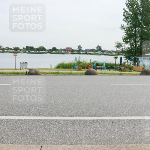 15.06.2025 - 27. Vierlanden-Triathlon H.Heesch http://msf.ph/oto/8030551 15.06.2025 10:33:57 Radfahren 49, 132 meine-sportfotos.de