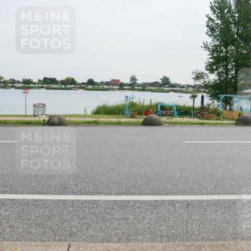 15.06.2025 - 27. Vierlanden-Triathlon H.Heesch http://msf.ph/oto/8030637 15.06.2025 10:34:29 Radfahren 138, 151 meine-sportfotos.de